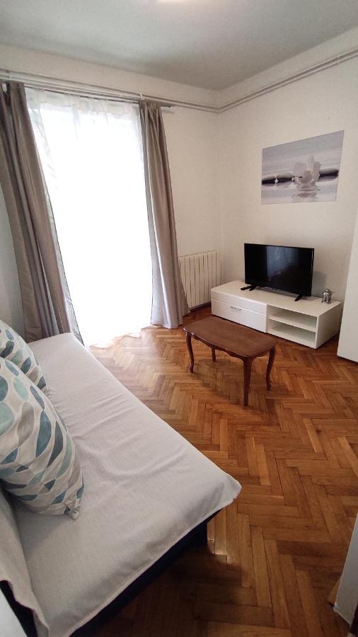App Karmen With Free Parkig Lägenhet Poreč Exteriör bild